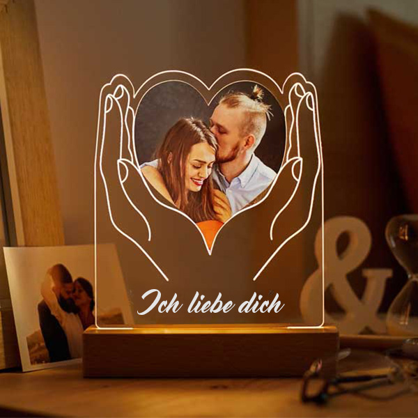 Personalisierte Herz-Hände-Lampe mit Foto und Text