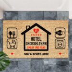 Miniaturansicht von Personalisierte Fußmatte „Hotel Großeltern“