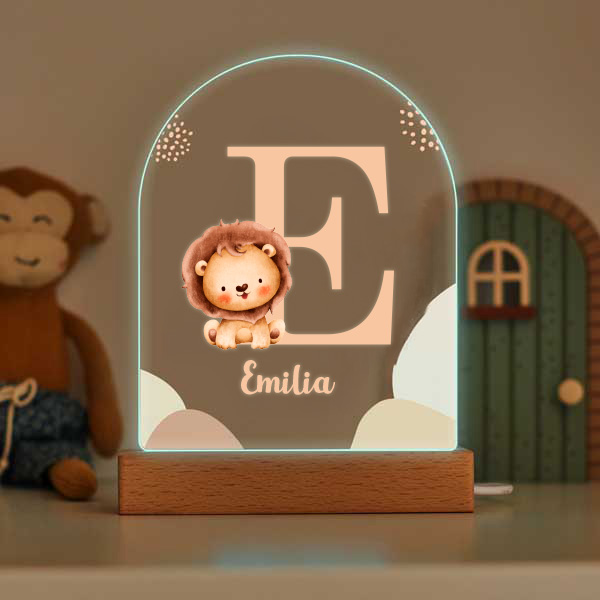 Kinderlampe Löwe mit Initiale und personalisiertem Namen