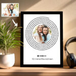 Miniaturansicht von Tafel mit Spotify-Songtext in Spirale und deinem personalisierten Foto