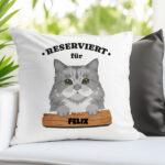 Miniaturansicht von Personalisierbares Kissen mit Schild und Haustiernamen