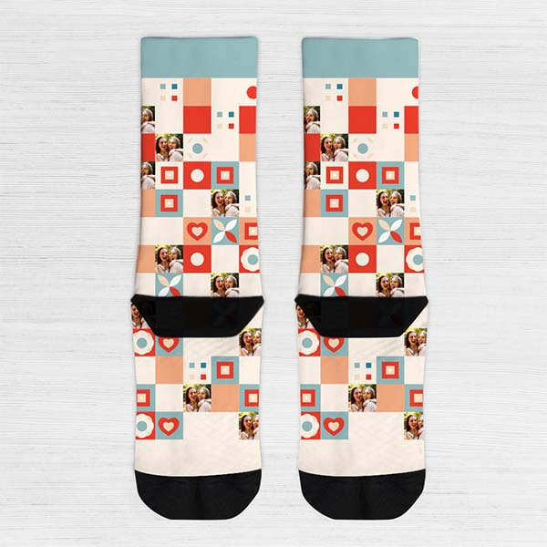 Personalisierte Socken mit Icons, Foto und Text