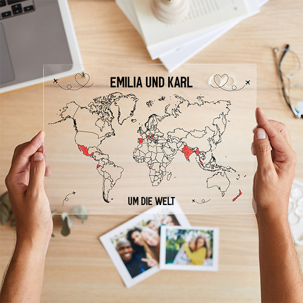 Reisetafel mit Stift und personalisierten Texten