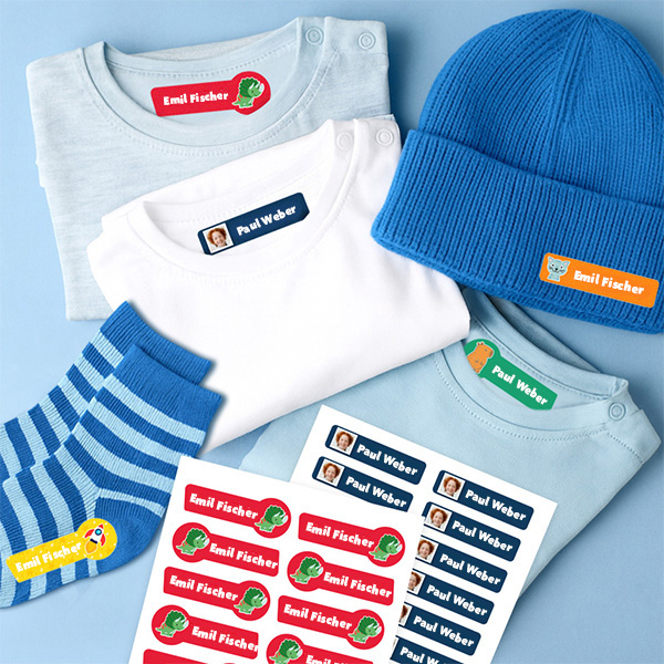 Personalisierte thermoklebende Textiletiketten für Kinderkleidung