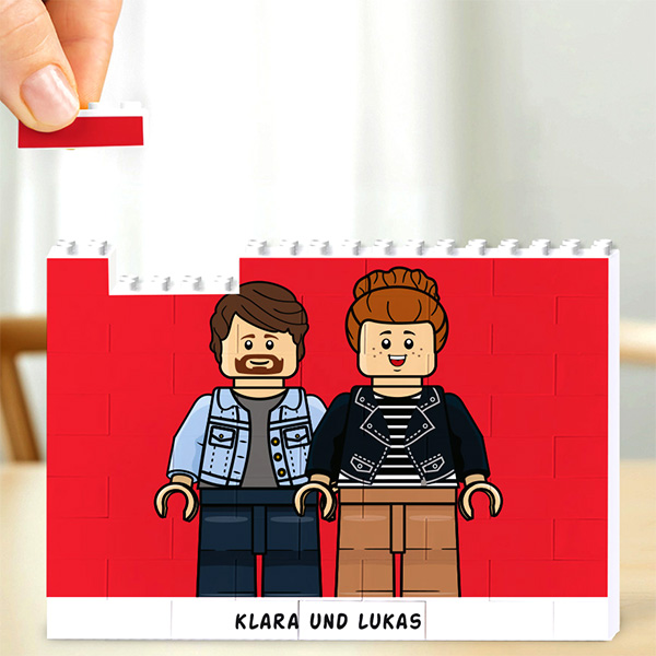 Puzzle aus Bausteinen mit personalisiertem Text und Lego-Figuren