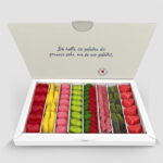 Miniaturansicht von Personalisierte Post-Süßigkeitenbox mit Foto und Texten