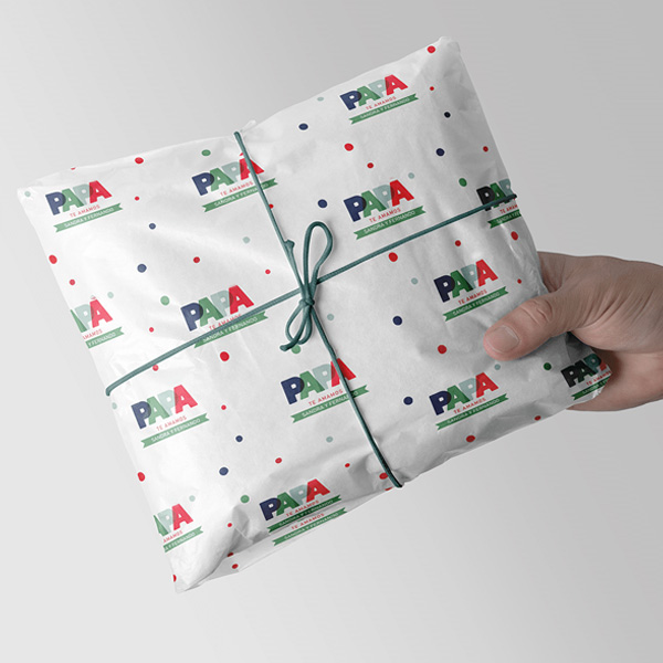 Geschenkpapier Papa mit personalisiertem Text