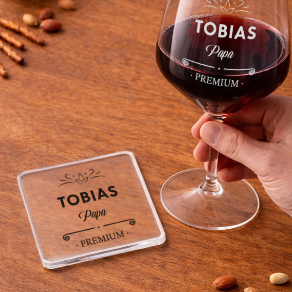 Weinglas für Papa mit personalisiertem Namen und Text