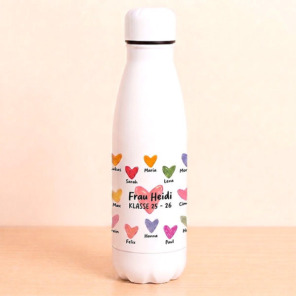 Flasche für Lehrkräfte mit personalisierten Herzen und Namen