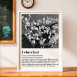 Miniaturansicht von Schwarz-Weiß-Poster mit Lehrerdefinition und personalisierten Fotos