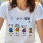 T-shirt Personnages avec Texte personnalisée Vignette de T-shirt Personnages avec Texte personnalisée