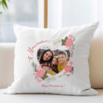 Vignette de Coussin Cœur Floral avec Photo et Texte Personnalisé