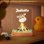 Lampe veilleuse animaux pour enfants avec prénom personnalisée Vignette de Lampe veilleuse animaux pour enfants avec prénom personnalisée