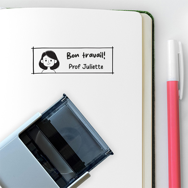 Tampon personnalisé pour enseignants avec dessin et prénom