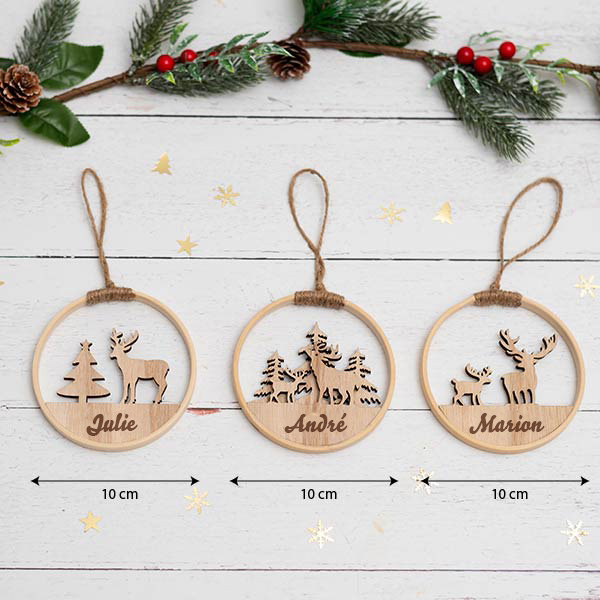 Pack de trois décorations en bois cerclage avec rennes et prénoms personnalisés
