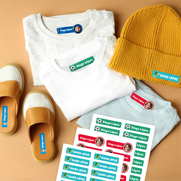 Étiquettes textiles thermocollantes pour vêtements d’enfants personnalisées