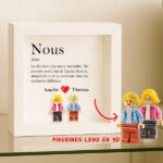 Vignette de Cadre avec Minifigurines Lego Amour avec Texte et Prénoms Personnalisés
