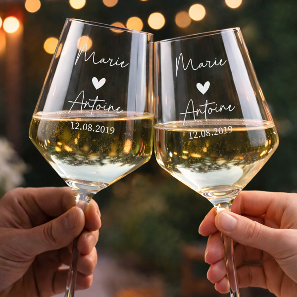 Lot de 2 verres personnalisés avec cœur, date et prénoms