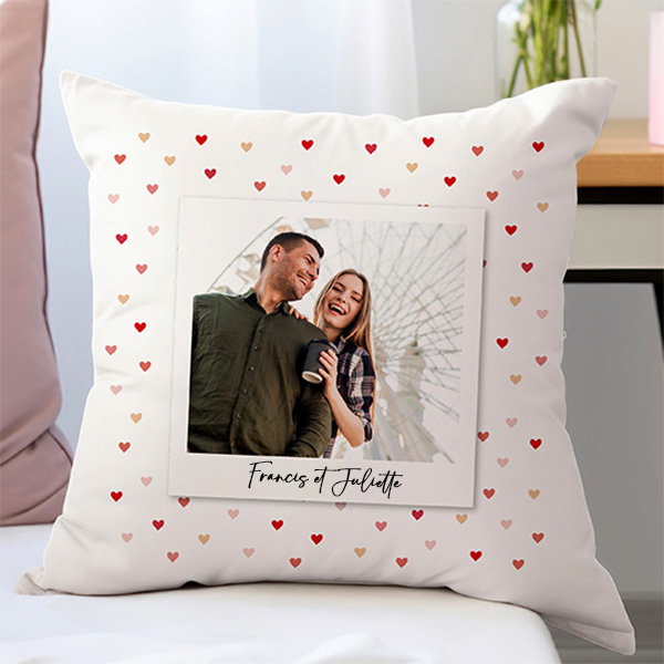 Coussin Polaroid avec Cœurs avec Photo et Texte personnalisé