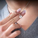 Vignette de Collier rond avec strass et texte personnalisé