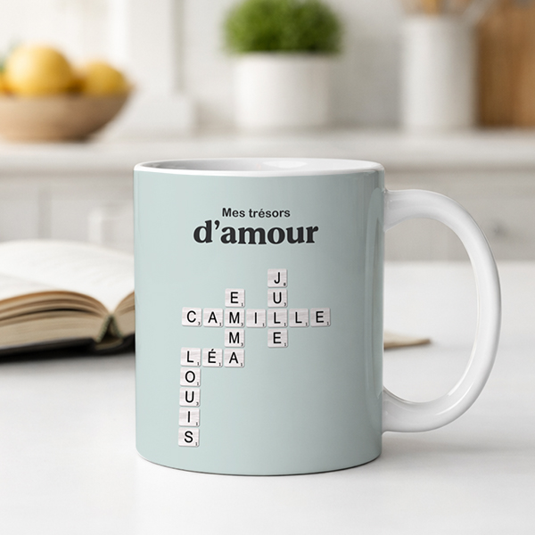Mug design Scrabble avec texte et prénoms personnalisés