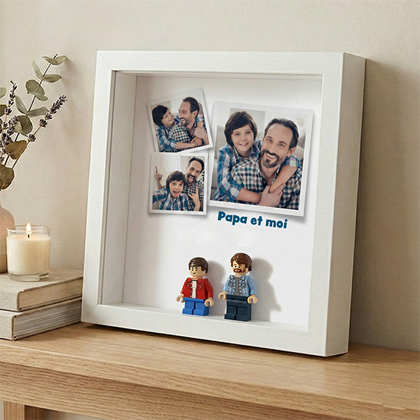 Cadre avec minifigurines type Lego, Photos Polaroid et Texte Personnalisé