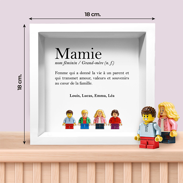 Cadre avec minifigurines type LEGO, définition de Mamie, texte et prénoms personnalisés
