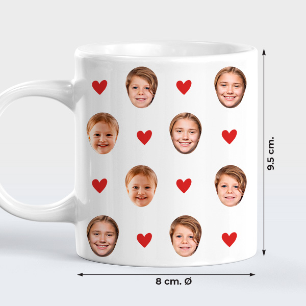 Mug avec cœurs et photos personnalisées