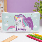 Trousse Scolaire Enfant Licornes personnalisée Vignette de Trousse Scolaire Enfant Licornes personnalisée