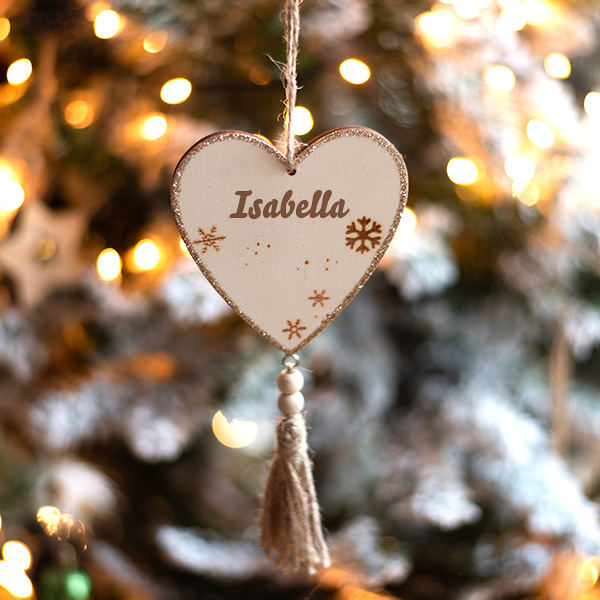 Set di Tre Decorazioni in Legno con Nappa e Nomi Personalizzati