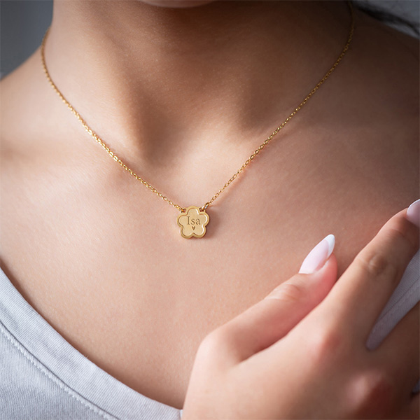 Collana Fiore con Nome personalizzato