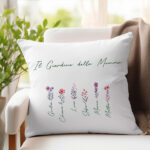 Miniatura di Cuscino Il Giardino della Mamma con Nomi personalizzati