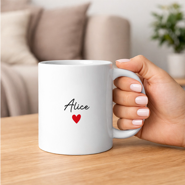 Tazza con Testo, Cuori e Nomi personalizzati