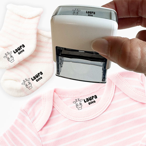 Carimbo Infantil para Roupa com Nome e Desenho Personalizado