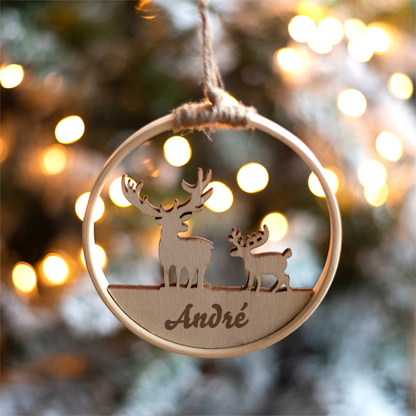 Pack de Três Enfeites de Madeira Bastidor com Renas e Nomes Personalizados