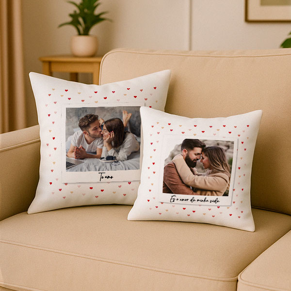 Almofada Polaroid com Corações com Foto e Texto personalizado