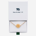 Miniatura de Pulseira de Senhora com Pendente Redondo e Texto personalizado