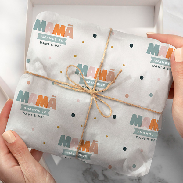 Papel de Embrulho Mãe Cores com Nome Personalizado