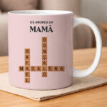 Miniatura de Caneca com design Scrabble com texto e nomes personalizados
