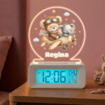 Miniatura de Relógio Despertador Aviador com Luz e Nome Personalizado