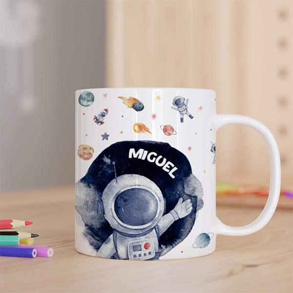 Caneca Infantil Inquebrável Astronauta com Nome personalizada