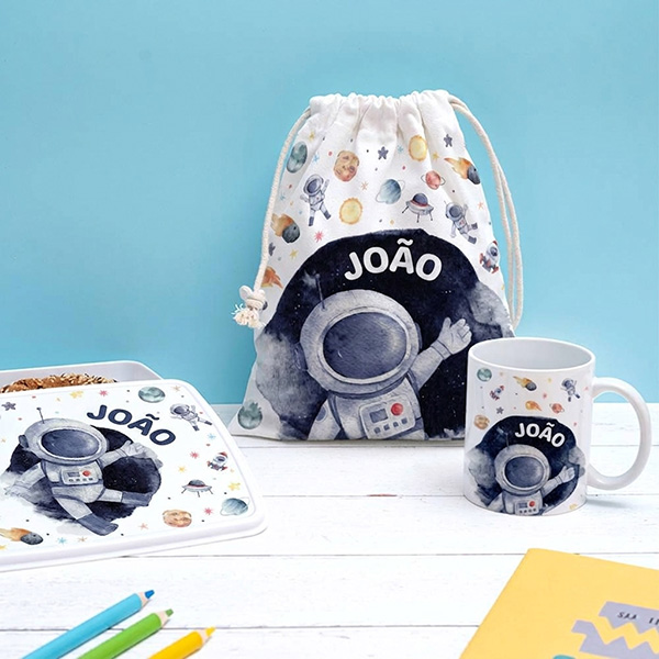 Caneca Infantil Inquebrável Astronauta com Nome personalizada