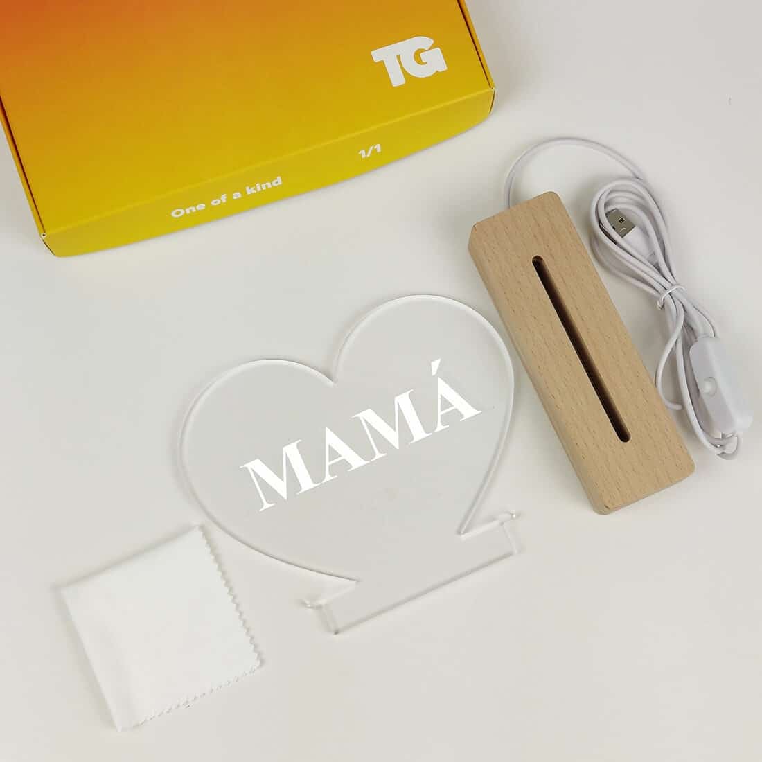 Lámpara Mamá con forma de corazón personalizada