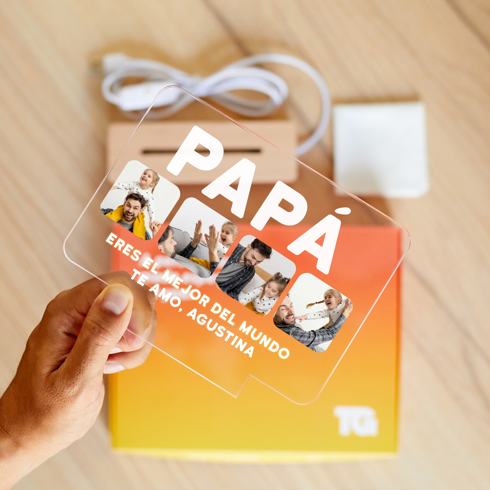 Lámpara Papá con Cuatro Fotos y Texto personalizada