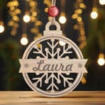 Miniatura de Pack de Adornos para Árbol de Navidad Copos en Madera con Nombre personalizados