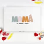 Miniatura de Caja de Dulces Mamá Colores con Texto personalizada