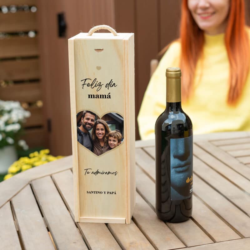 Caja de Vino Corazón con Foto y Texto personalizada