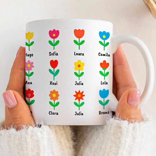 Taza Flores con Nombres personalizado
