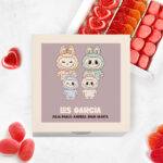 Miniatura de Caja de Dulces con Muñecos Labubu con Nombres y Texto personalizado