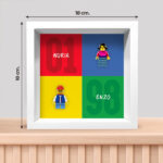 Miniatura de Marco de Madera con Muñecos Lego con Años y Nombres personalizados